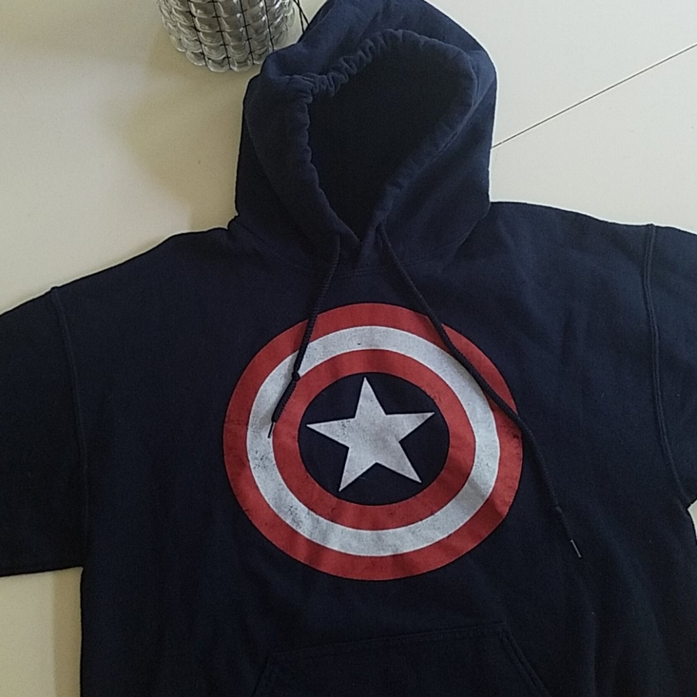 Marvel Captain America  Sweatshirt Hoodie - Large